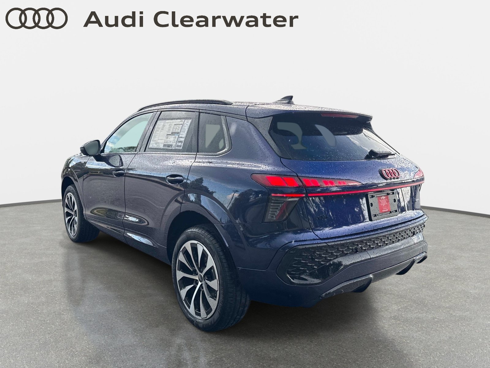 New 2026 Navarra Blue Metallic Audi S line image 3