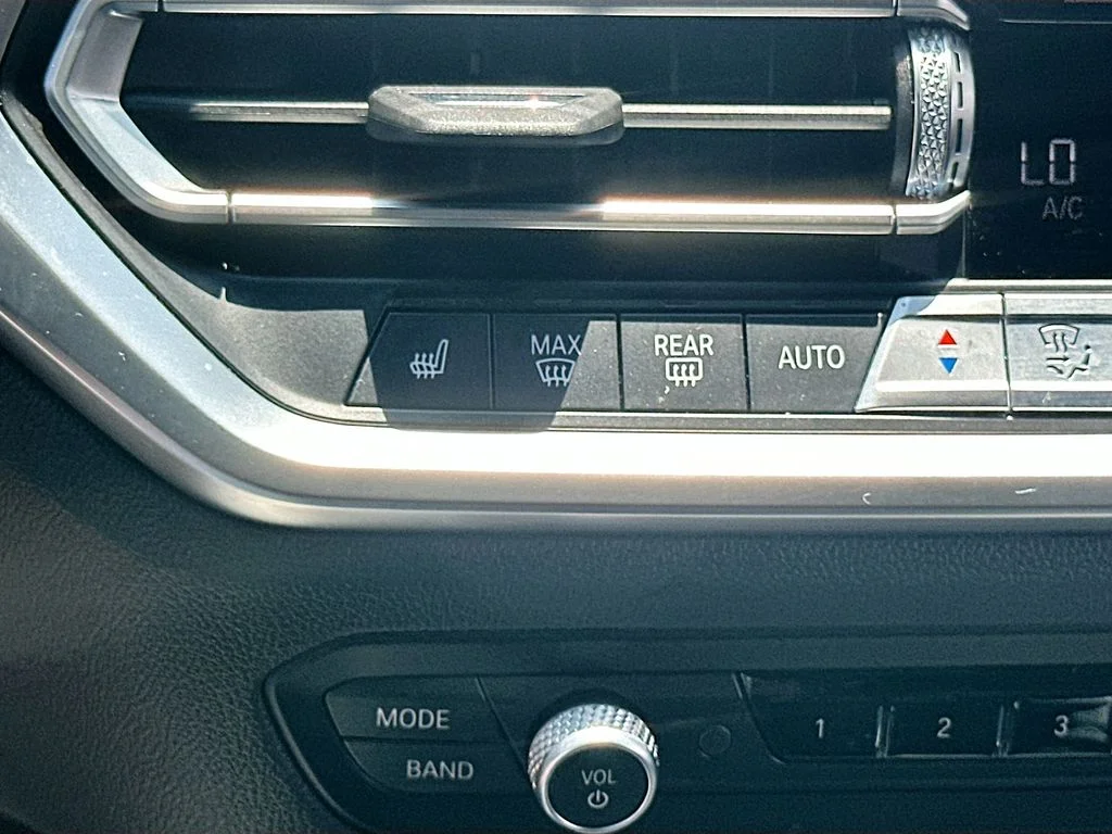 Used 2021 Black BMW 430i image 21