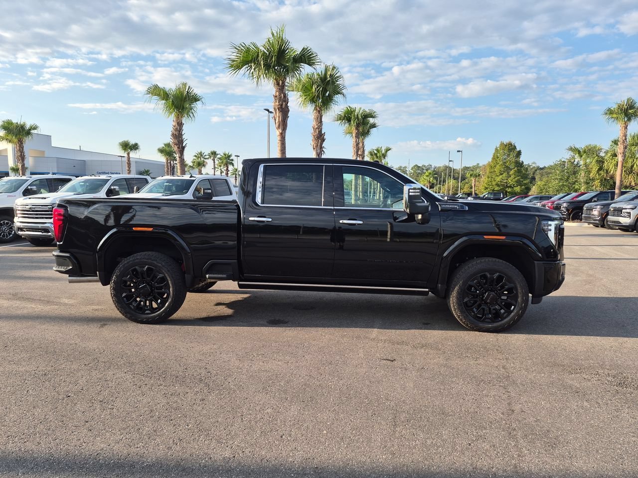 2026 GMC Sierra 2500HD Denali Ultimate - Photo 9