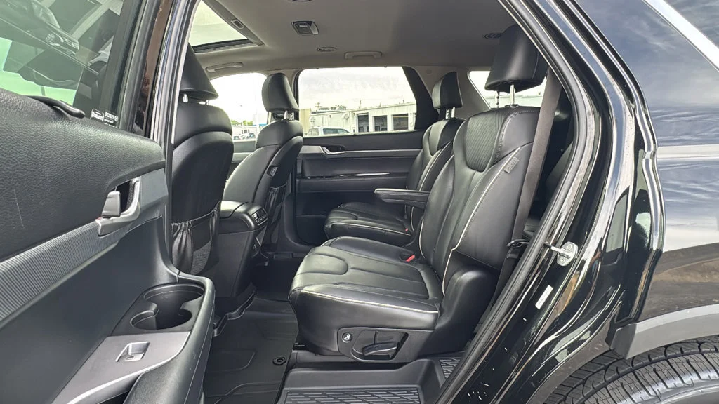 Used 2024 Black Hyundai XRT image 15