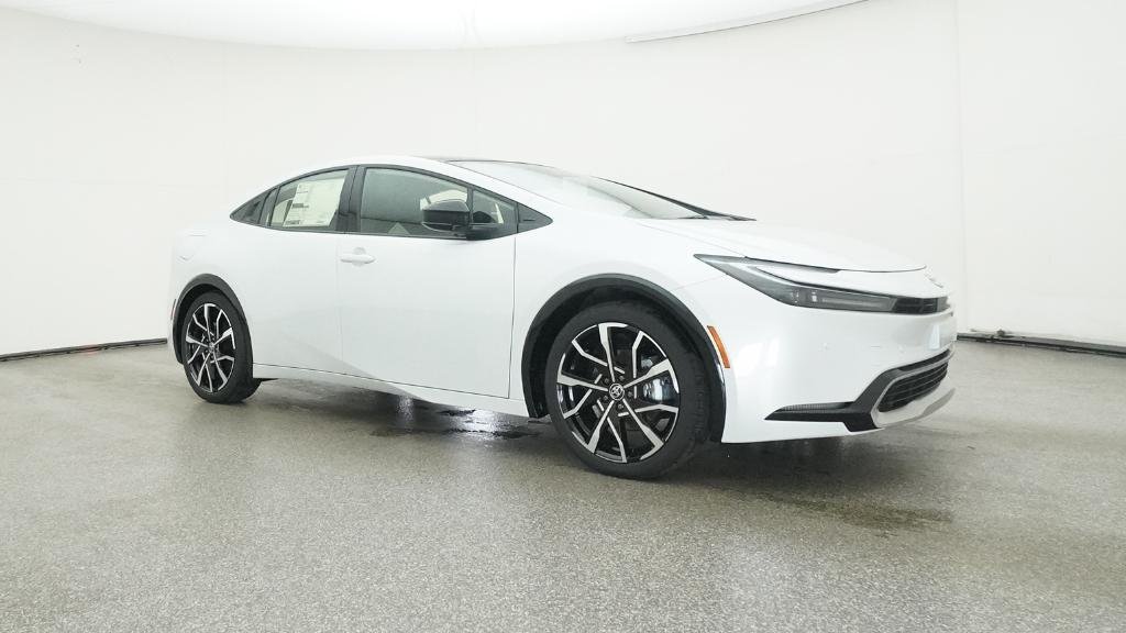 2026 Toyota Prius Plug-in Hybrid XSE - Photo 15