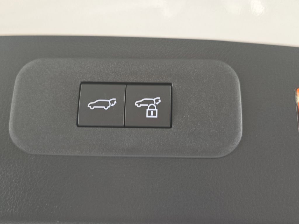 2026 Lexus NX 450h+ Luxury - Photo 13