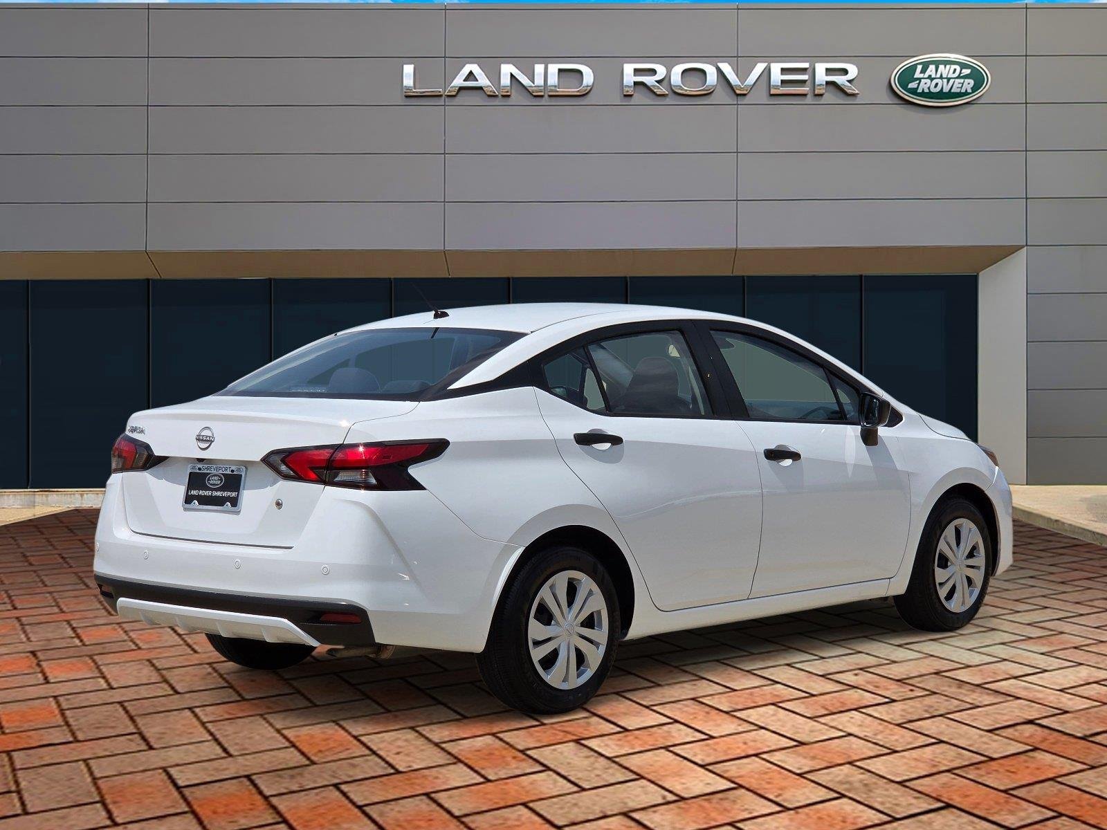 Used 2025 Fresh Powder Nissan S image 4