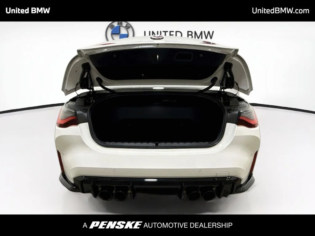Used 2022 Alpine White BMW Competition image 13