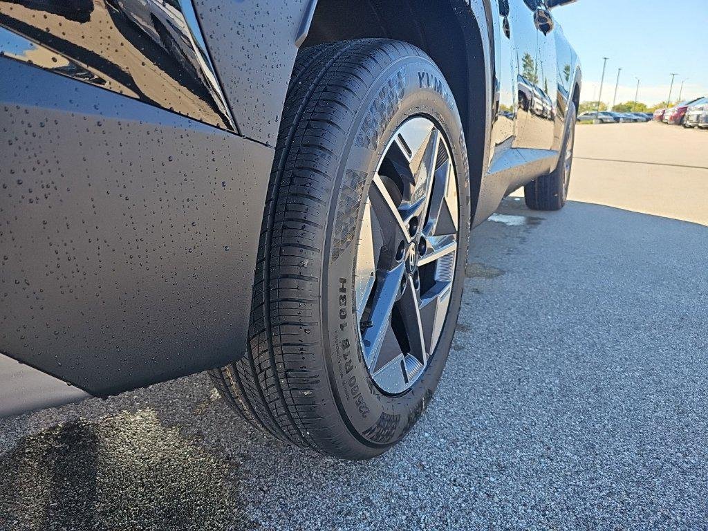 New 2026 Black Hyundai SEL Plus AWD image 37