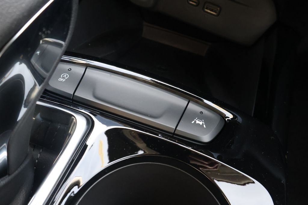 2026 Chevrolet Trax LT - Photo 32