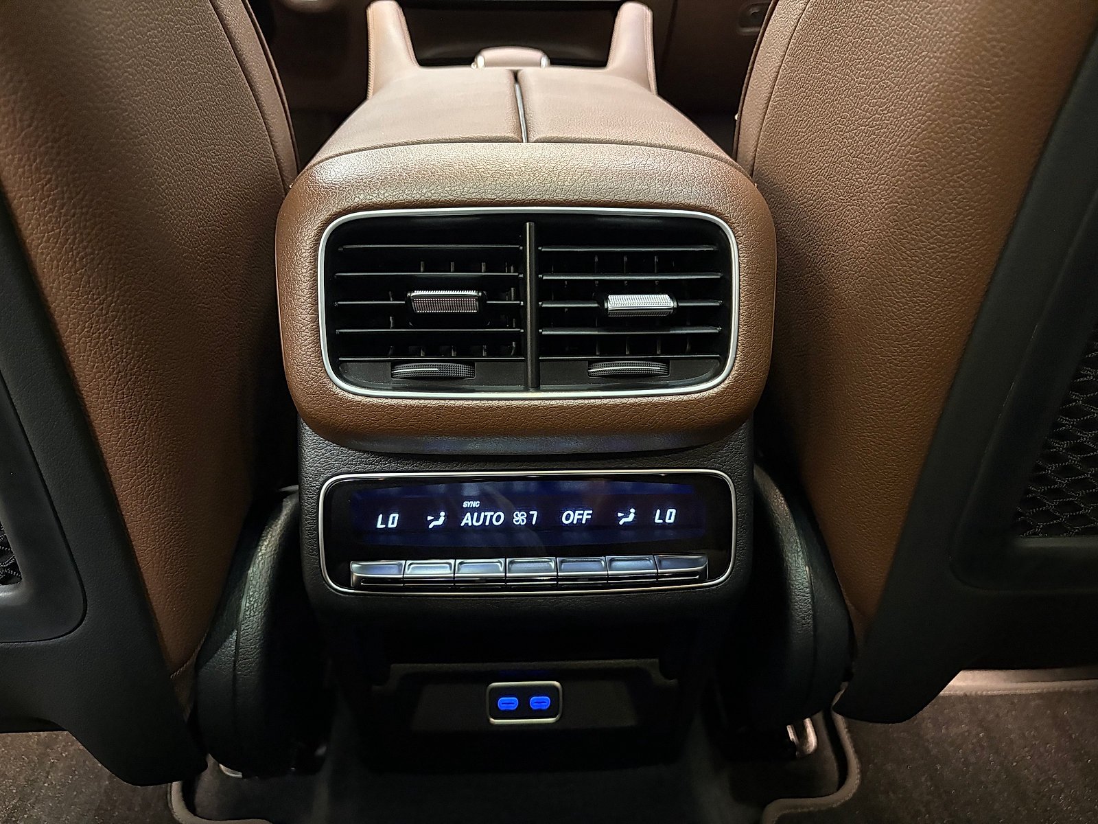 New 2026 Obsidian Black Metallic Mercedes-Benz 4MATIC® image 65