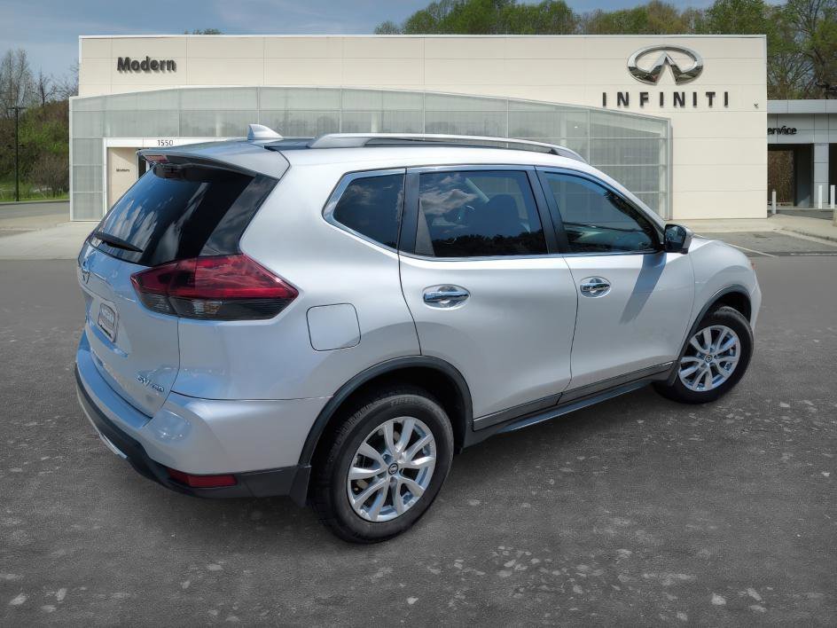 Used 2018 Brilliant Silver Nissan SV image 4