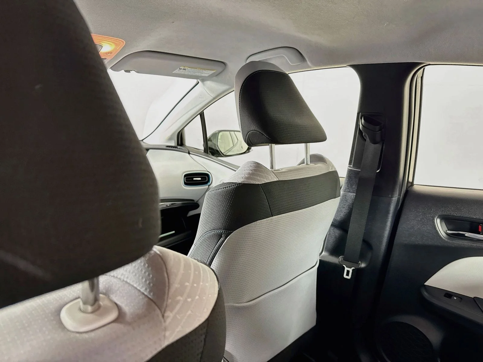 Used 2017 Beige Toyota Three image 19