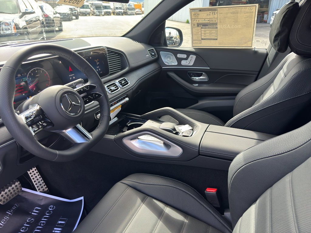 New 2026 MANUFAKTUR Silicon Grey Mercedes-Benz GLS 450 image 24