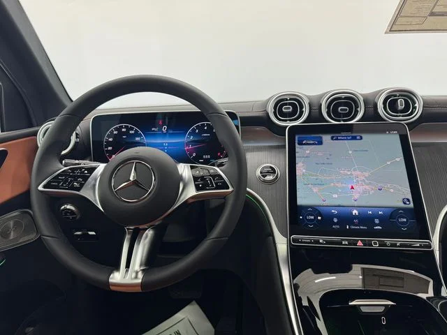 New 2027 Gray Mercedes-Benz GLC 300 image 3