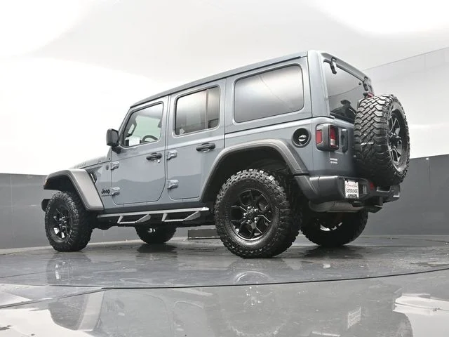 Used 2024 Gray Jeep Sport image 38