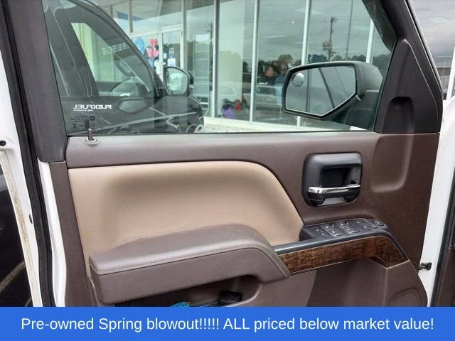 Used 2014 White Chevrolet LT image 16