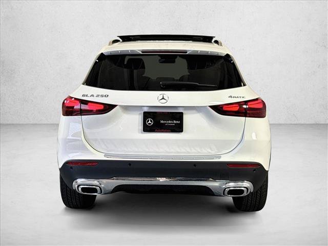 New 2026 Polar White Mercedes-Benz GLA 250 image 36