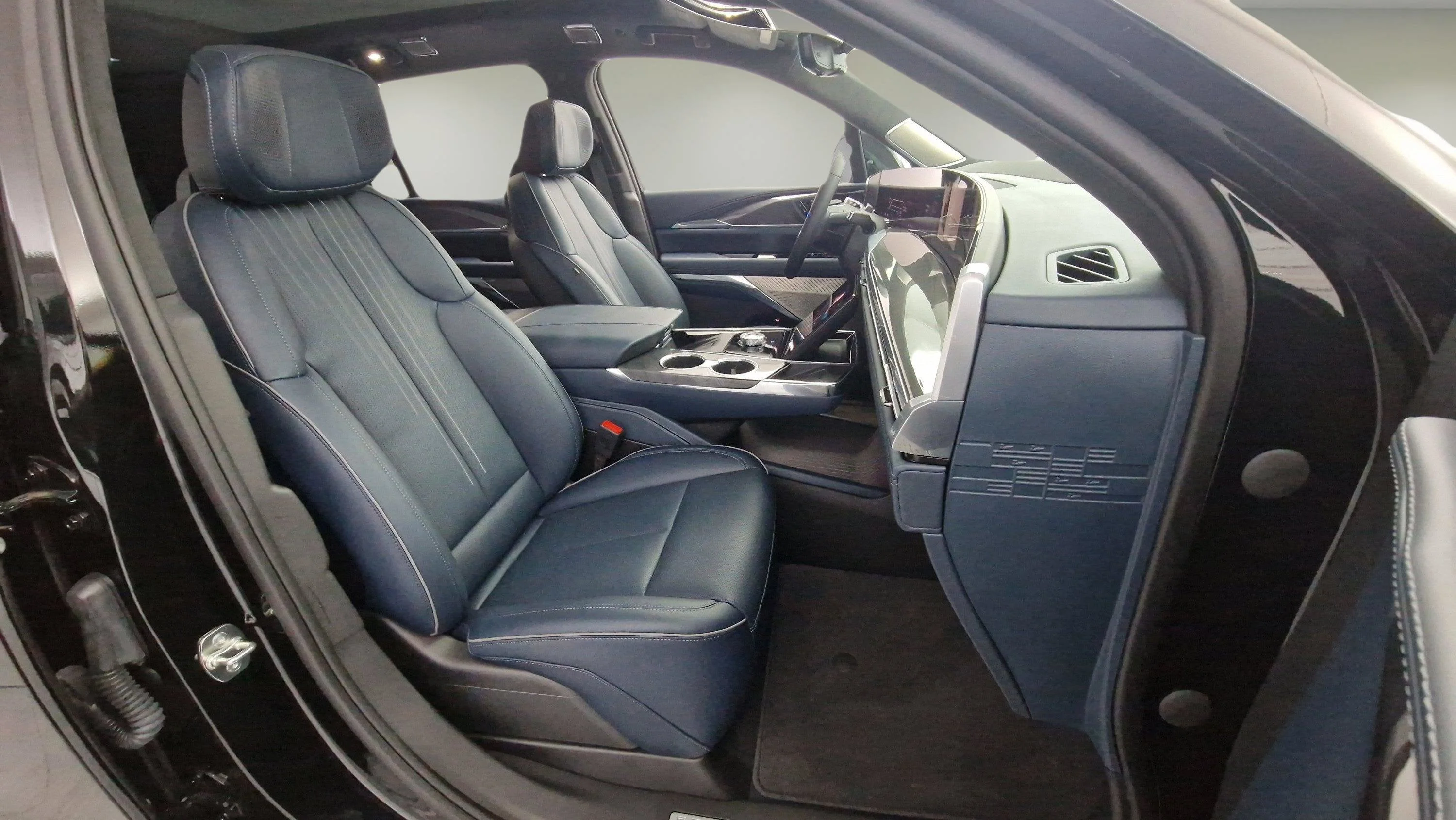 New 2025 Black Raven Cadillac Sport 2 image 77