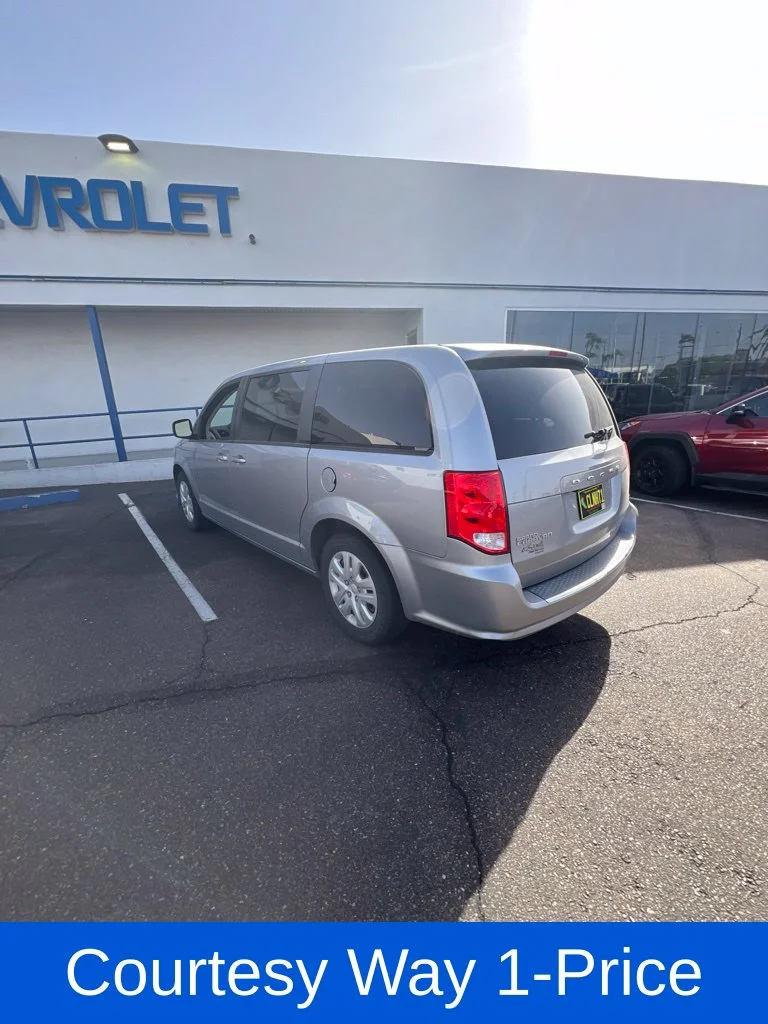 Used 2018 Silver Dodge SE image 13