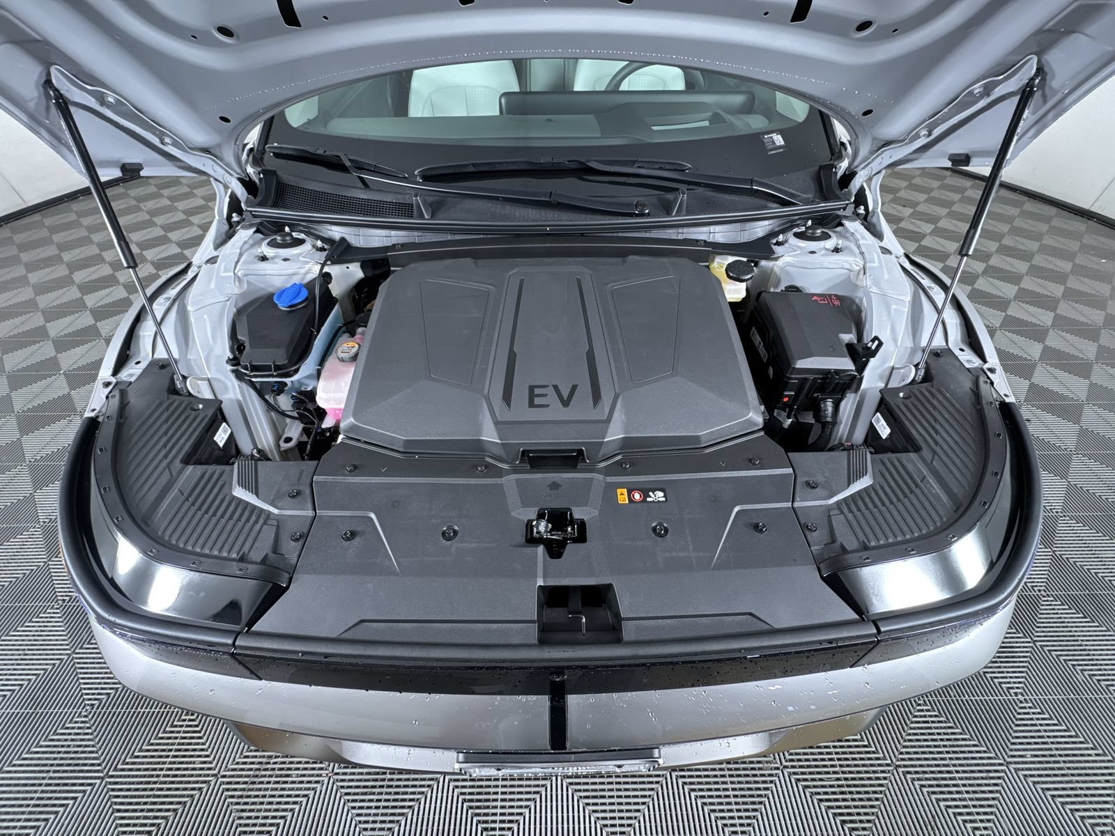 New 2027 Cyber Gray Hyundai Limited image 11