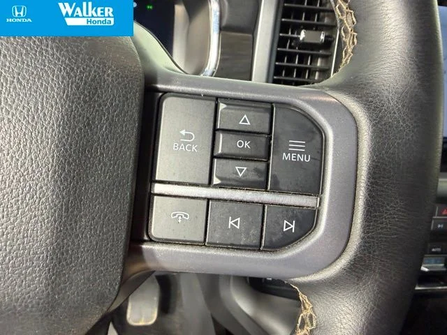 Used 2025 Black Ford Lariat image 37