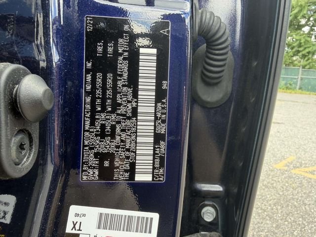 Used 2022  Toyota Platinum image 30