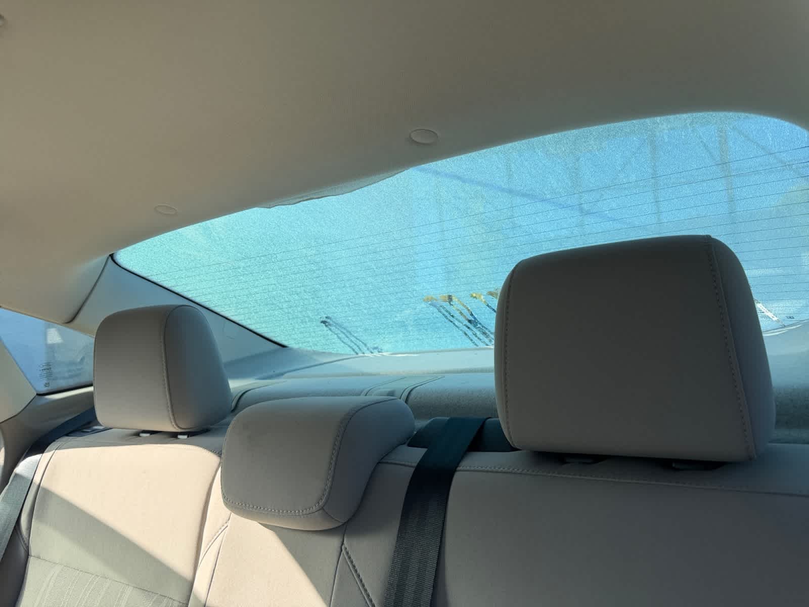 Used 2015 Oxford White Ford SE image 31