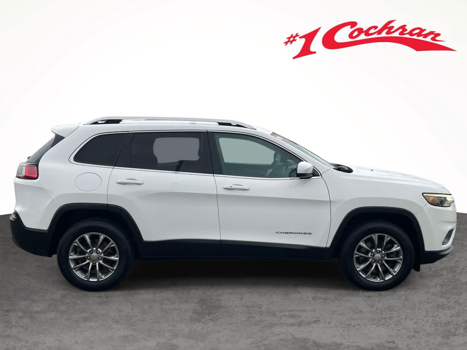 Used 2019 Bright White Clearcoat Jeep Latitude Plus image 6