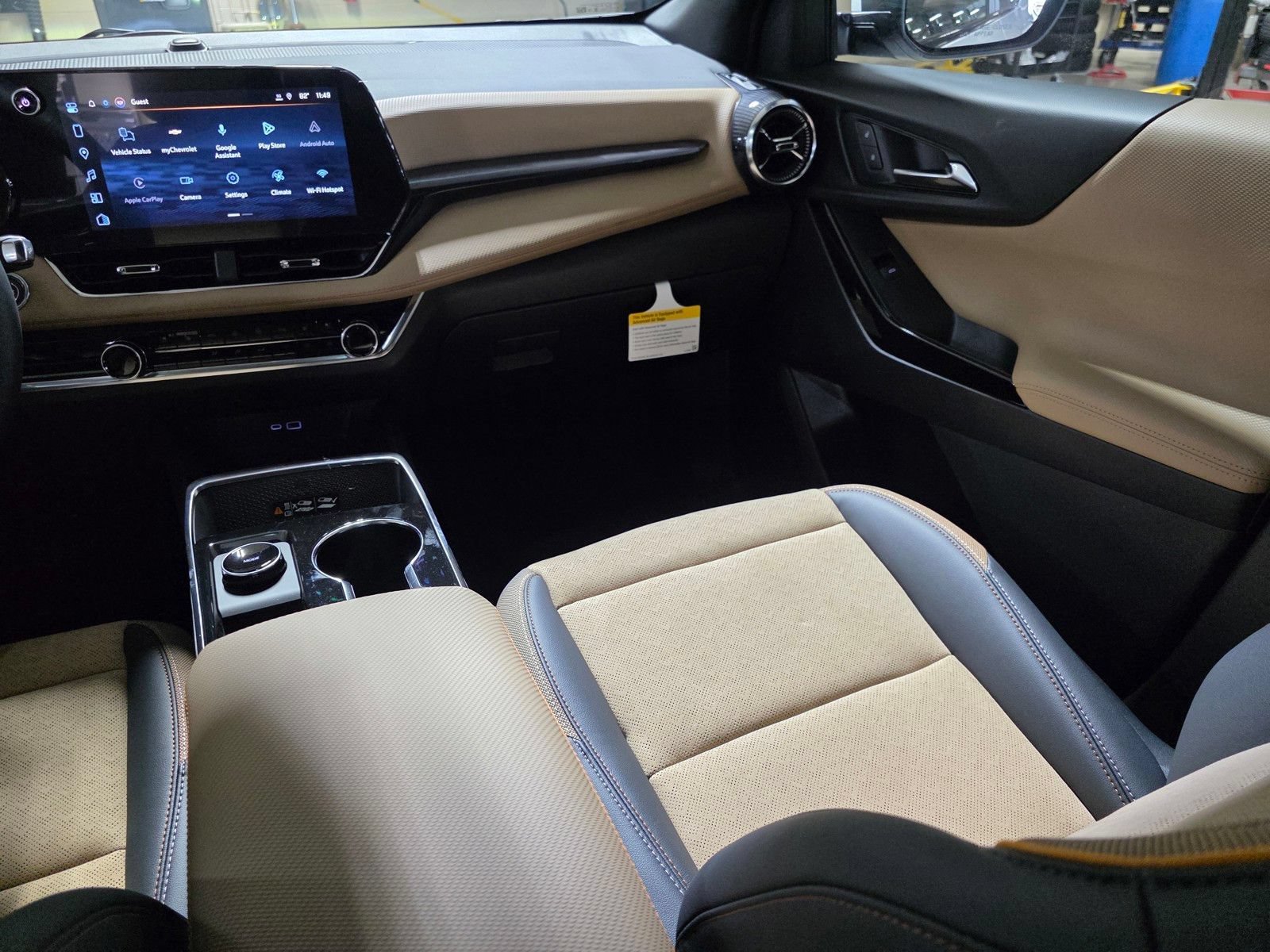 2027 Chevrolet Equinox ACTIV - Photo 17