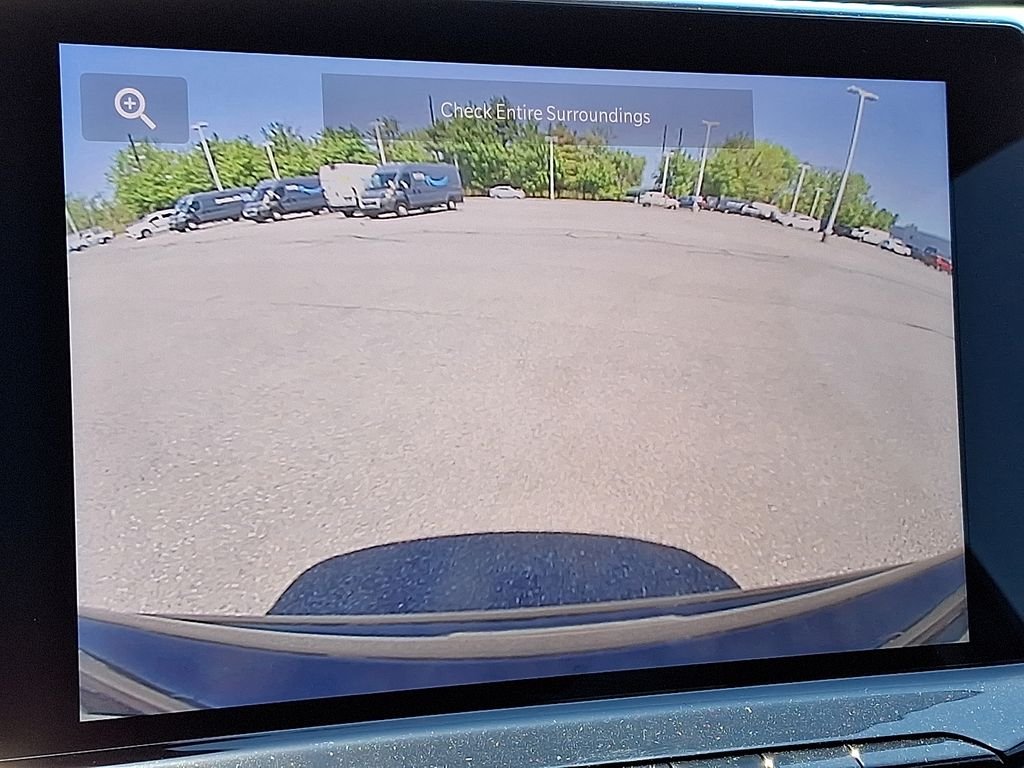 New 2026 Black Jeep Latitude image 13
