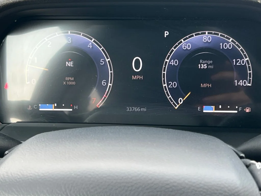 Used 2023 White Jeep Limited image 18