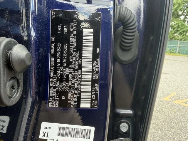 Used 2022  Toyota Platinum image 30