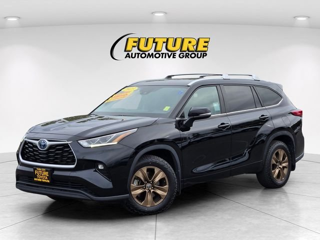 Used 2023 Black Toyota Bronze Edition image 8