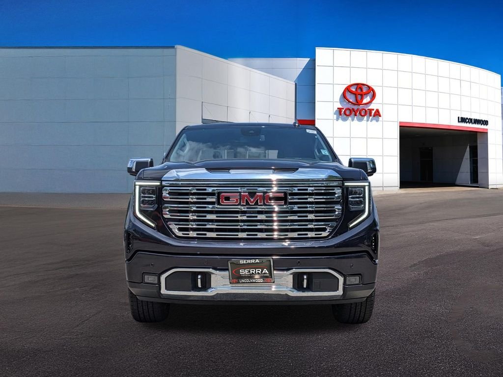 Used 2022 Silver GMC Denali image 7