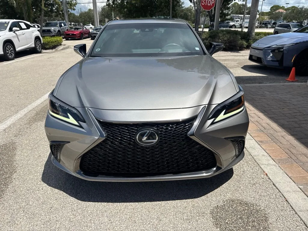 Used 2019 Silver Lexus 350 F Sport image 16