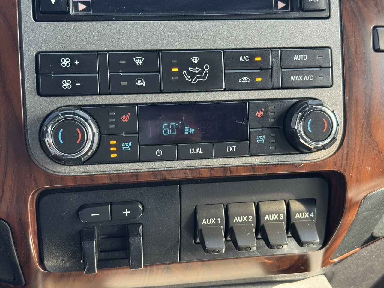 Used 2011 Gray Ford  image 23