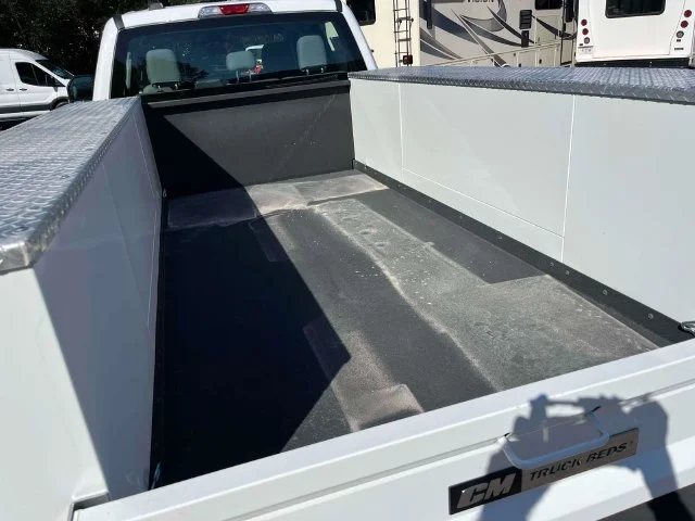 New 2027 Oxford White Ford F-350® XL image 11