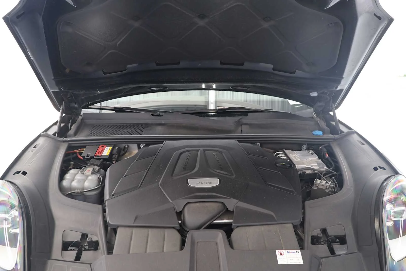 Used 2020 BLACK Porsche  image 24