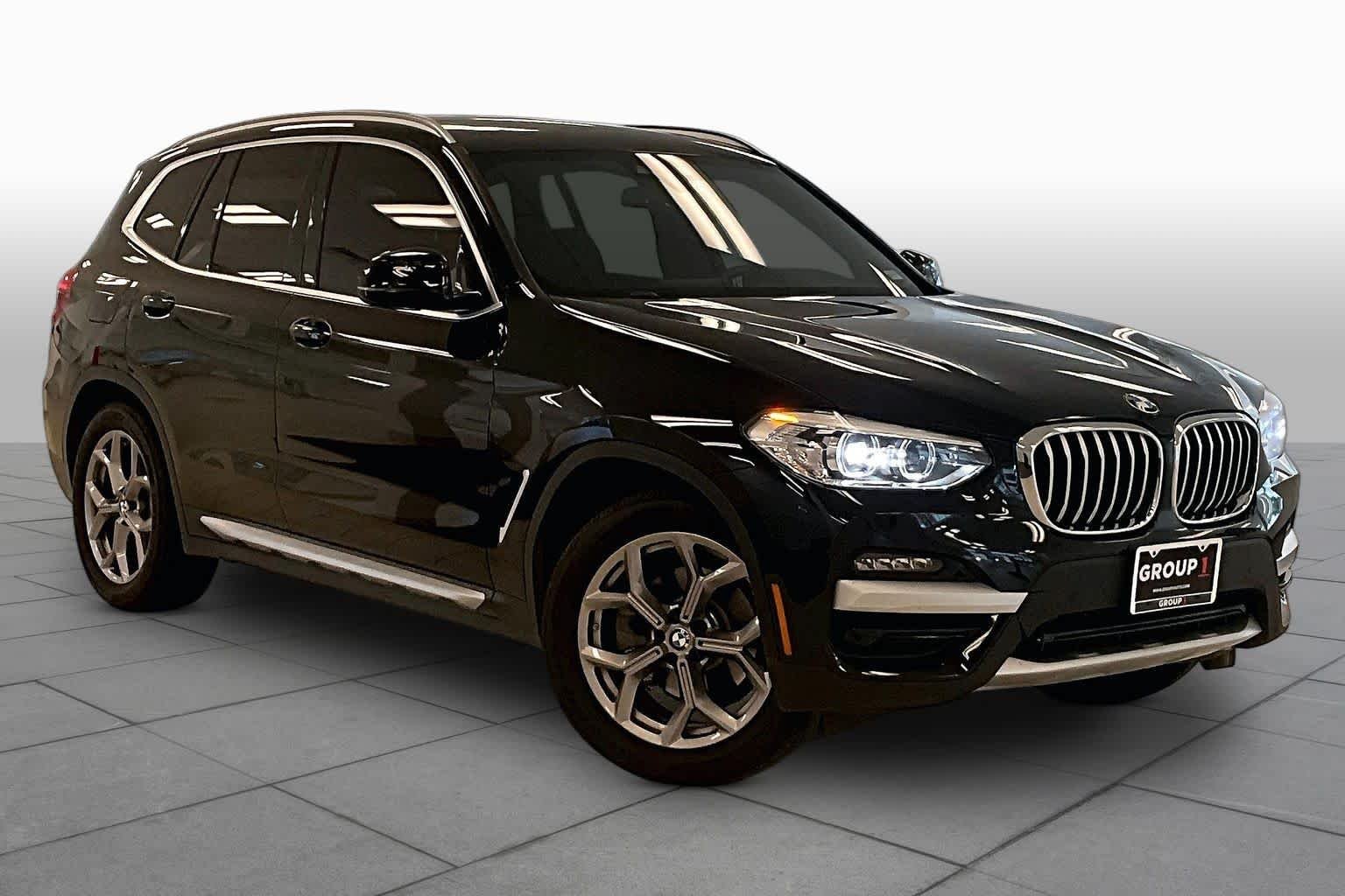Used 2020 Jet Black BMW xDrive30i image 2