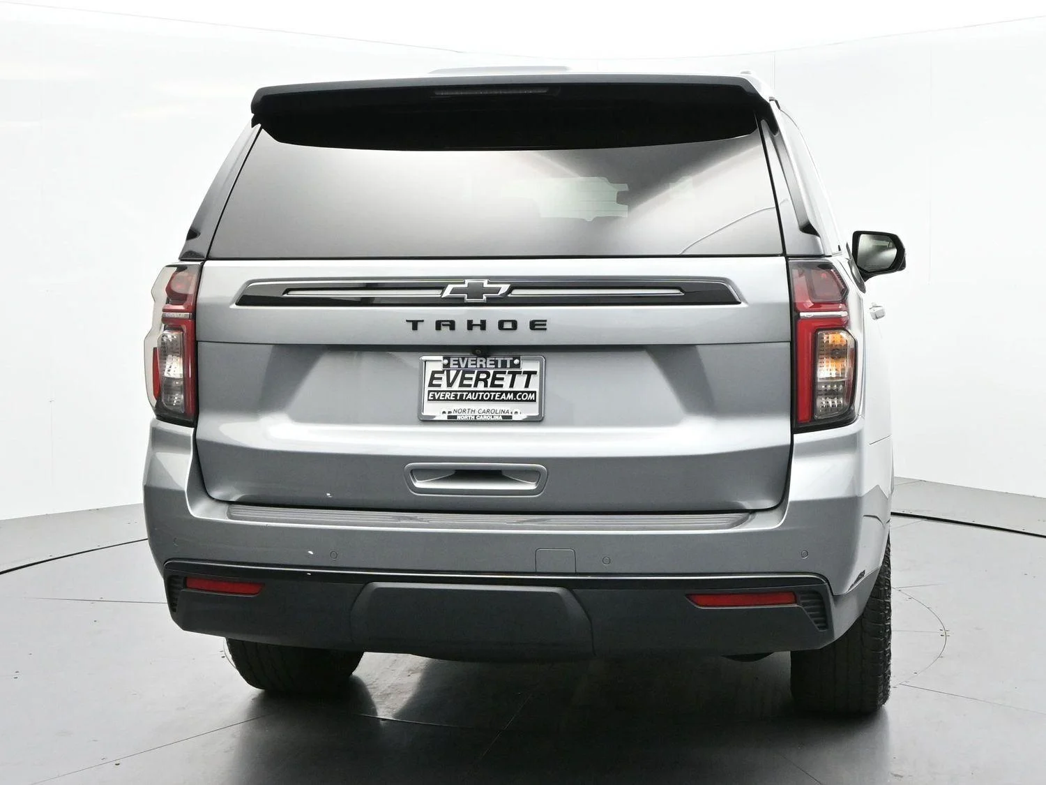 Used 2024 Sterling Gray Metallic Chevrolet Z71 image 6