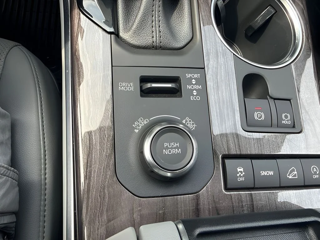Used 2021 Blue Toyota Platinum image 26