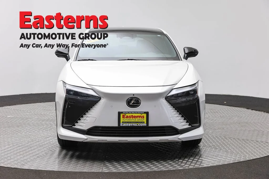 Used 2023 White Lexus 450e Premium image 2