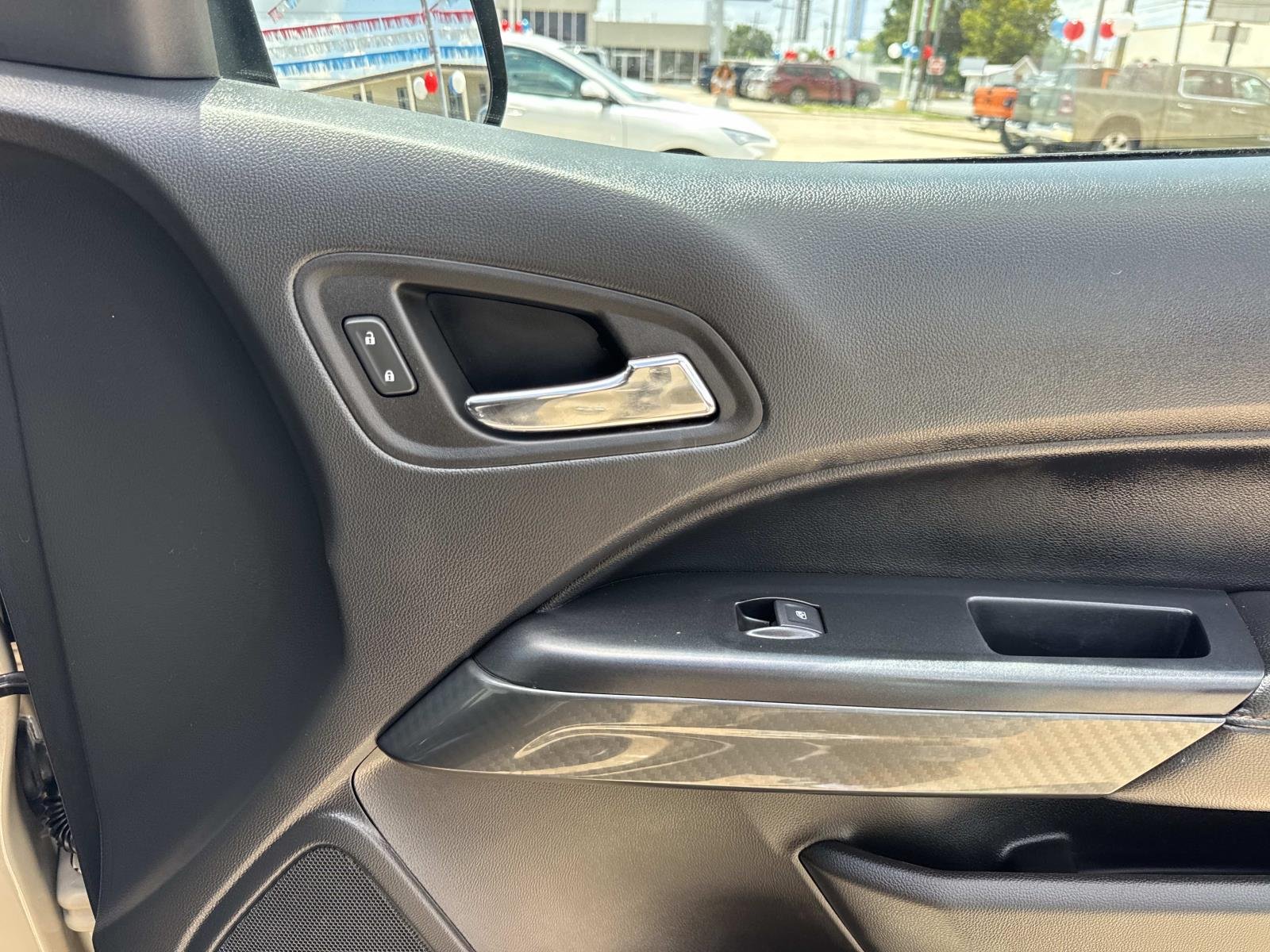 Used 2022 Desert Sand Metallic GMC 4WD AT4 w/Cloth image 14