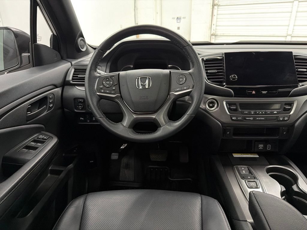 Used 2023 White Honda EX-L image 26