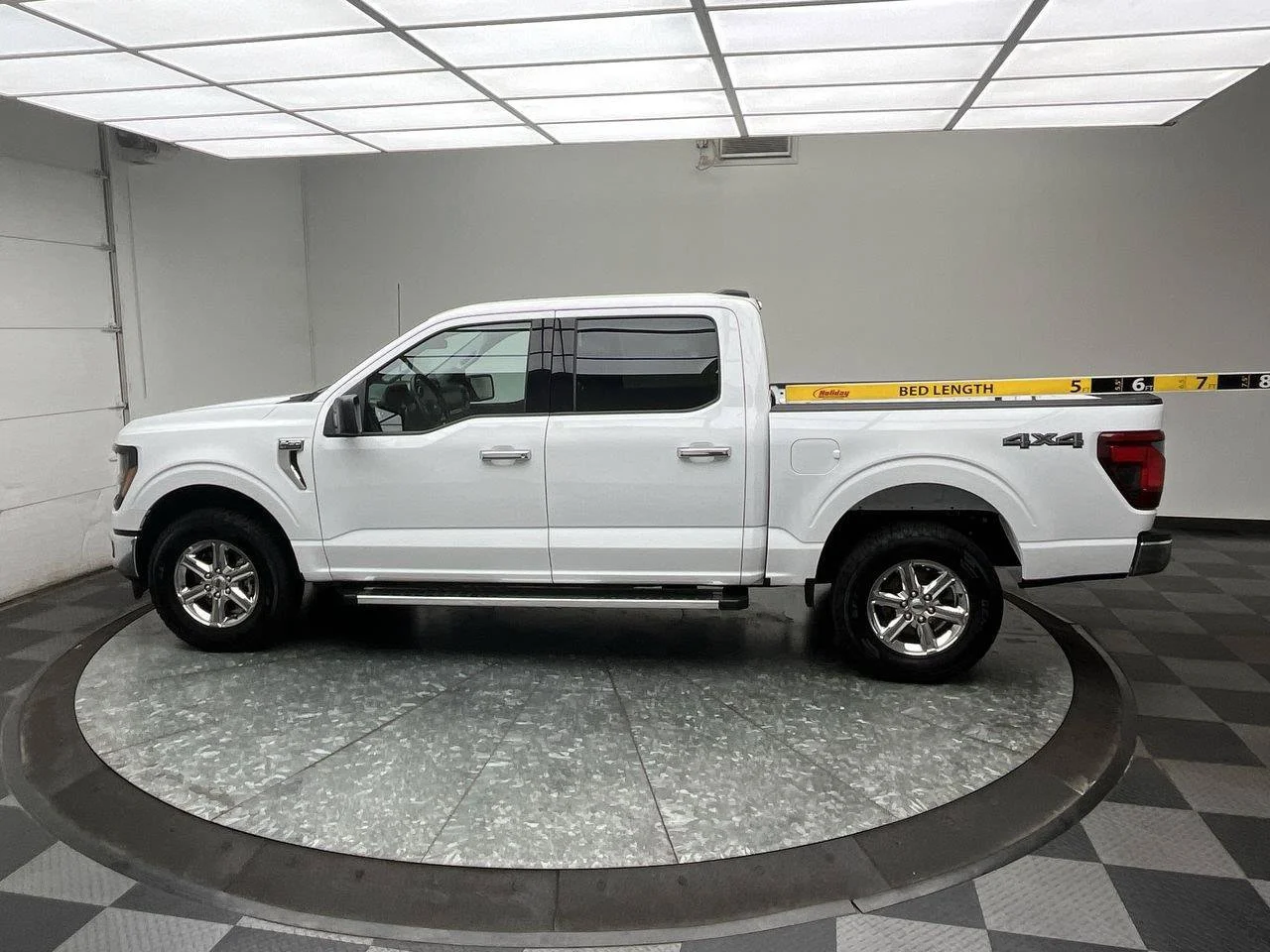 Used 2025 White Ford XLT image 25