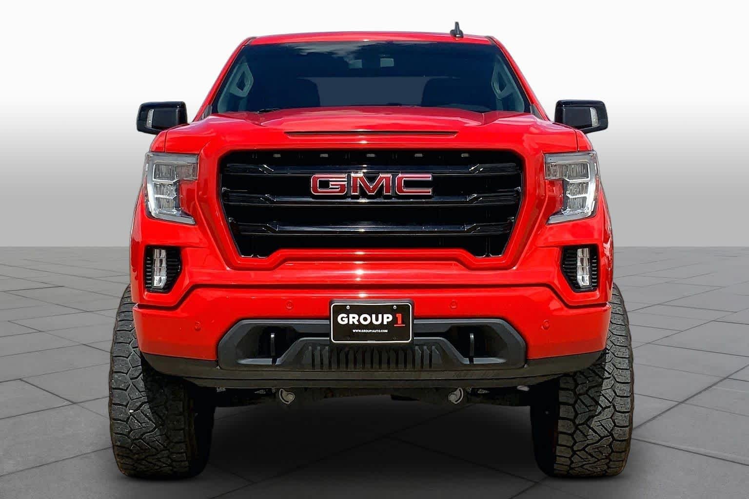 Used 2020 Cardinal Red GMC Elevation image 4