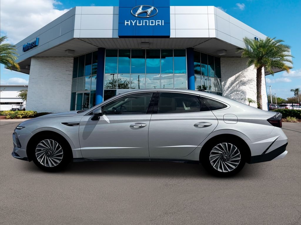 New 2026 Silver Hyundai SEL image 19