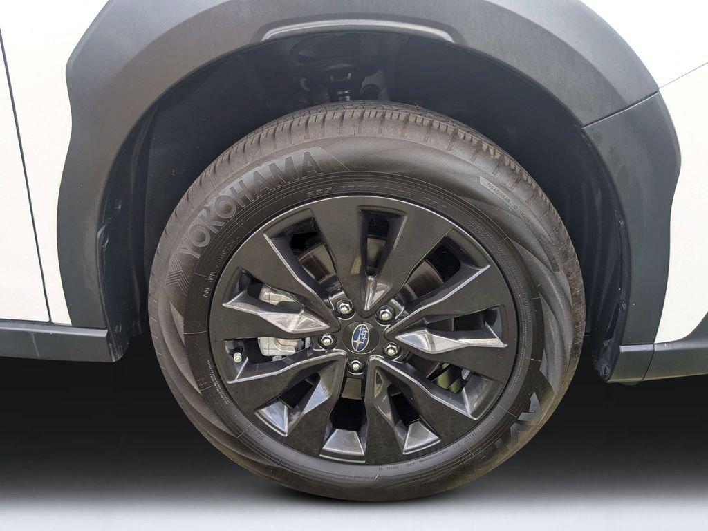 Used 2025 White Subaru Onyx Edition image 10
