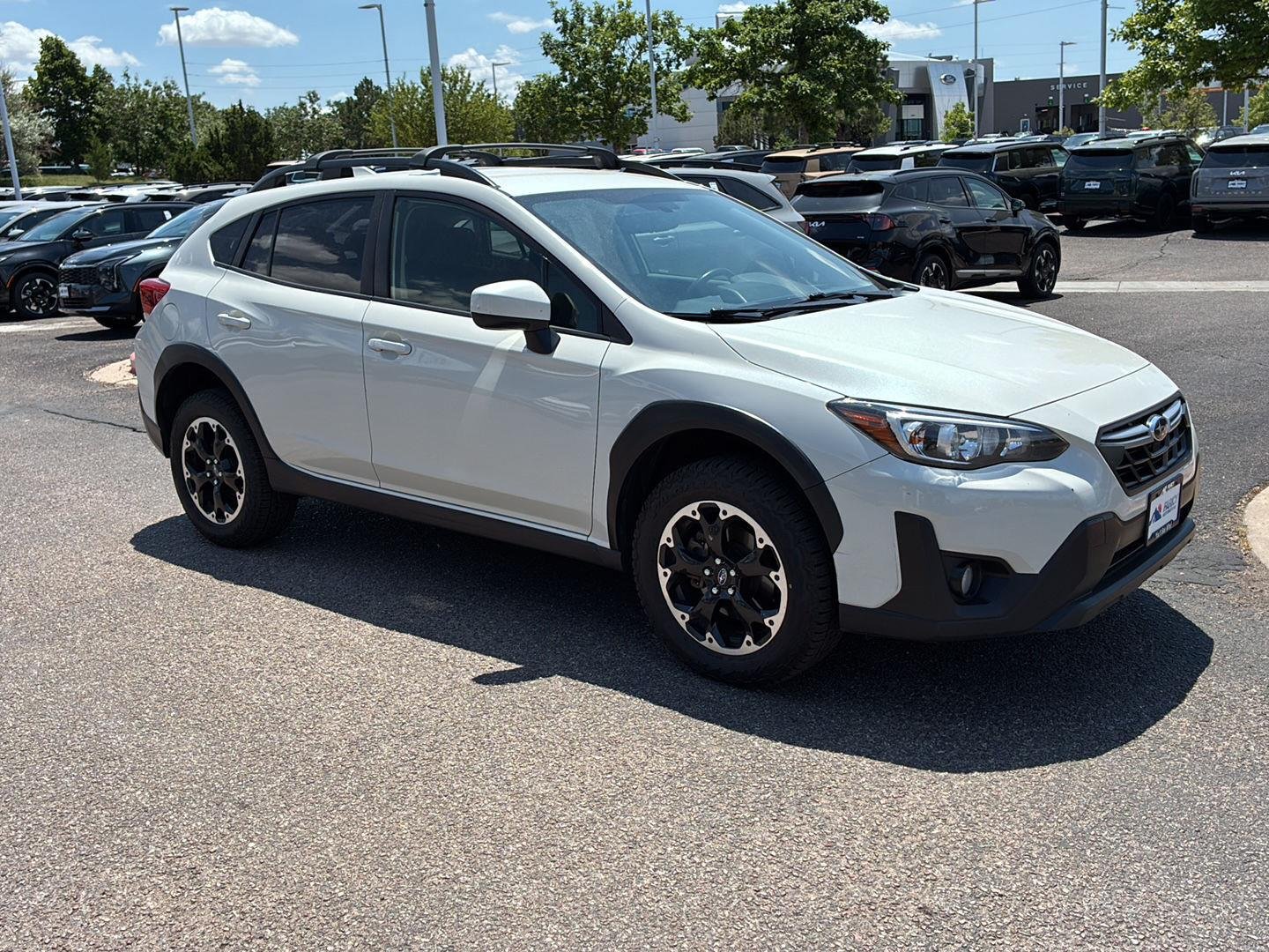 Used 2021 Crystal White Pearl Subaru Premium image 5