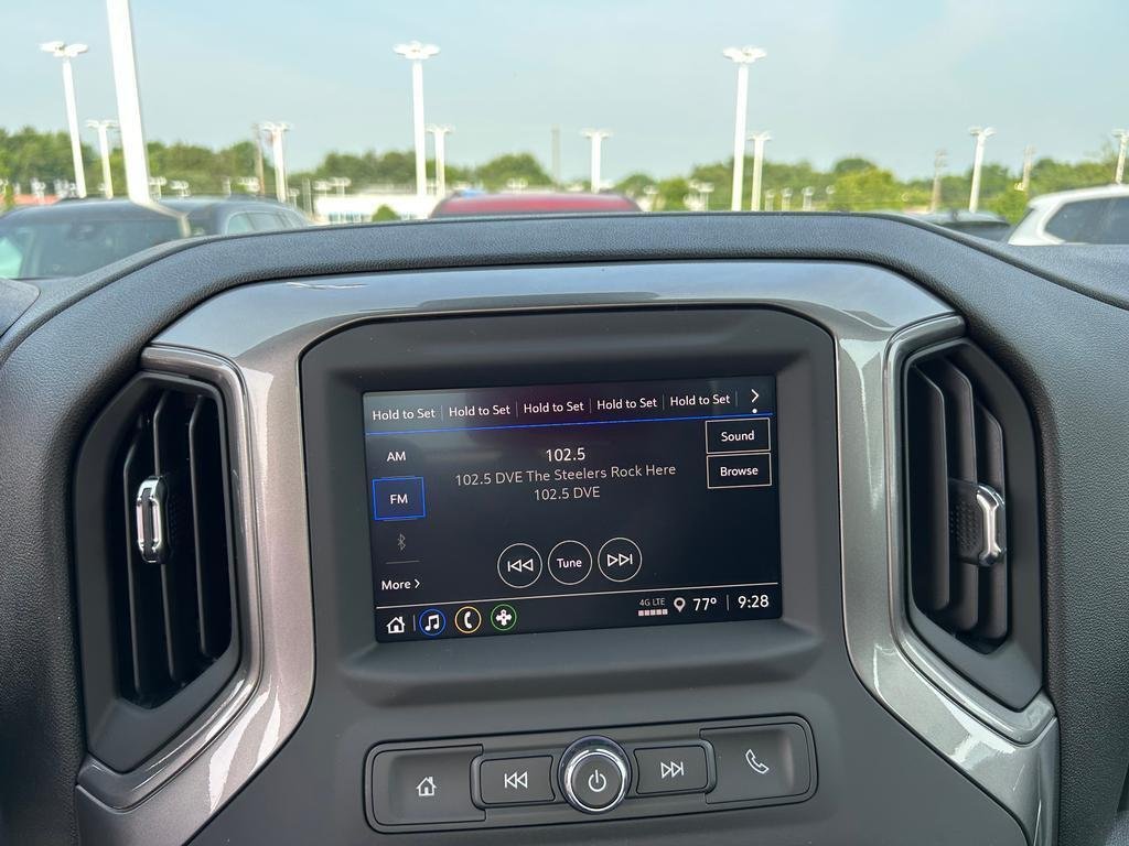 2025 GMC Sierra 2500HD Pro - Photo 9