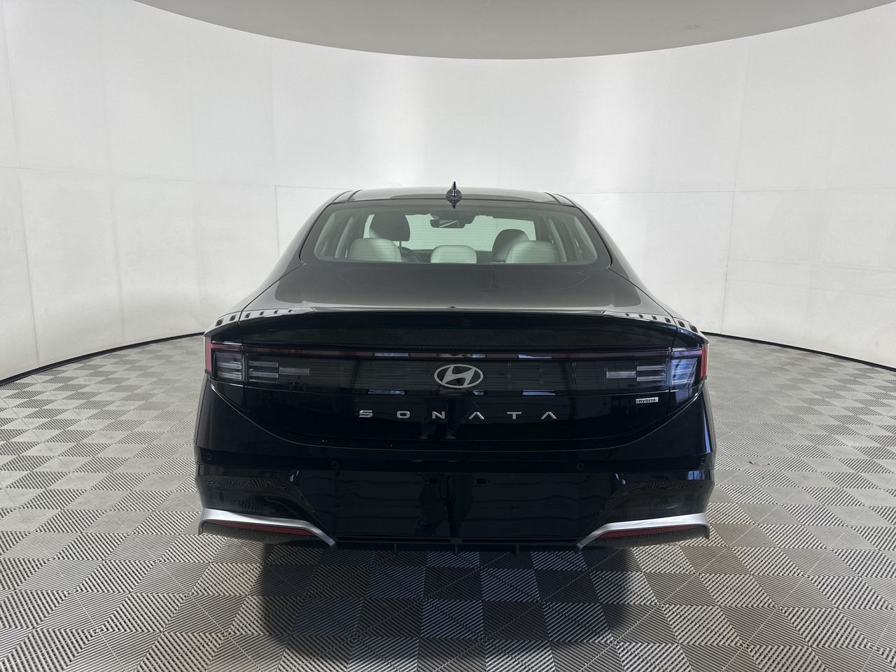 2025 Hyundai Sonata Hybrid Limited - Photo 6