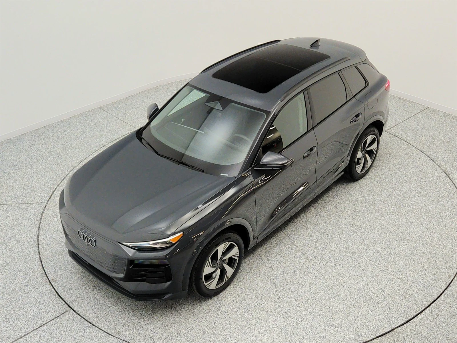 Used 2025 Magnet Gray Audi Premium quattro image 22