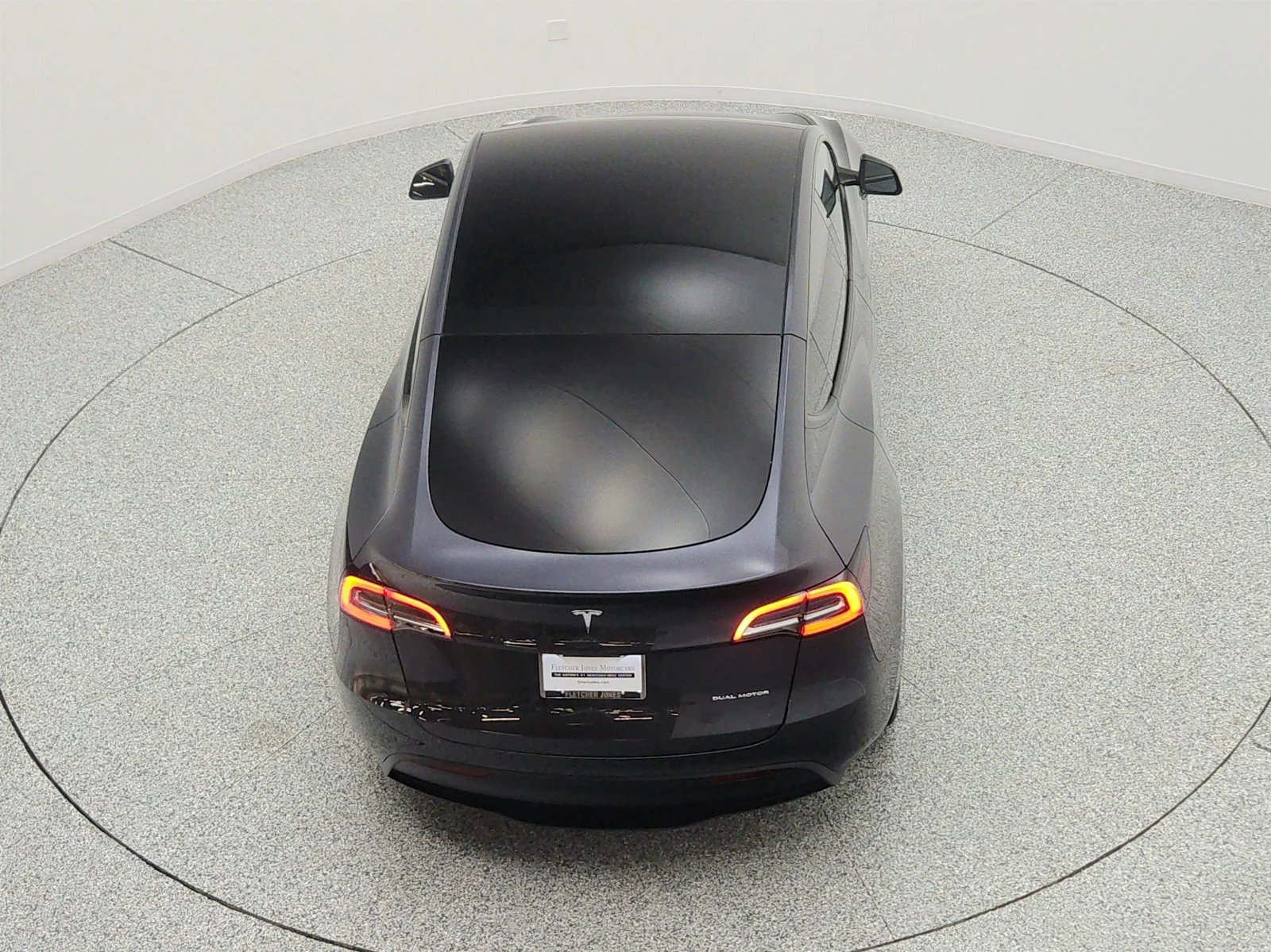 Used 2024 Stealth Grey Tesla Long Range AWD image 27